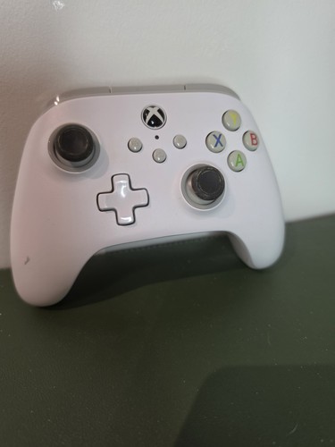 Powera white wired controller - powera,