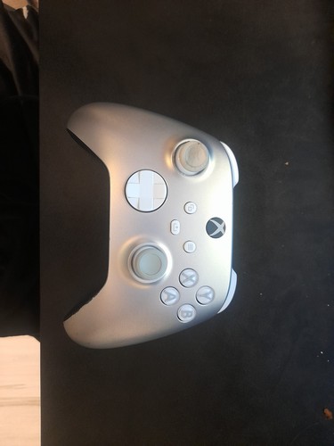Xbox series controller lunar
