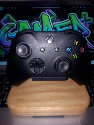 Xbox one controller - s,
